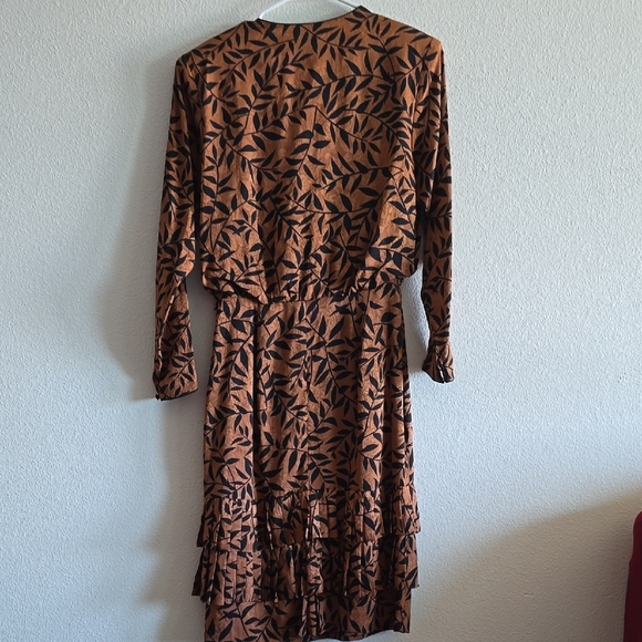 Brown Long Sleeve Wrap Dress with V-Neck - Picture 9 of 14